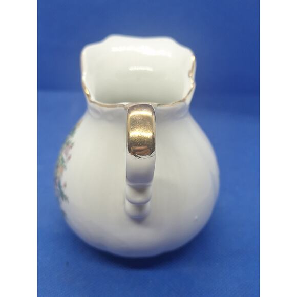 Vintage Christmas Tree Creamer Pitcher Gold Trim Hand Painted Japan - Picture 4 of 10